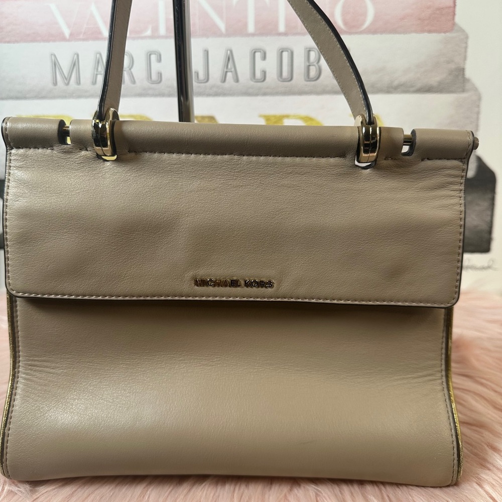 Michael Kors Jasmine large truffle Satchel Bag